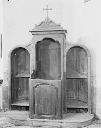 Vue d'un confessionnal. © Yves Sancey / Région Bourgogne-Franche-Comté, Inventaire du patrimoine - 1975