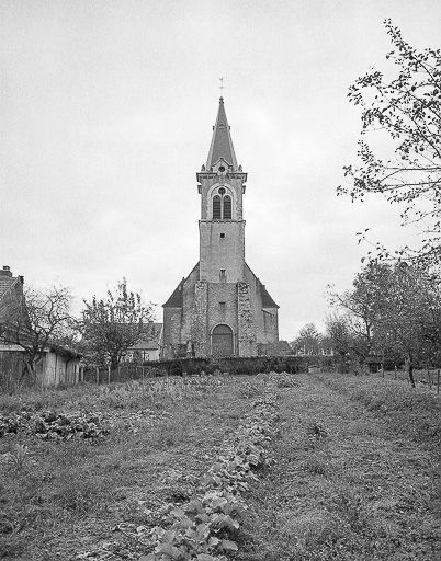Façade antérieure. © Yves Sancey / Région Bourgogne-Franche-Comté, Inventaire du patrimoine - 1975