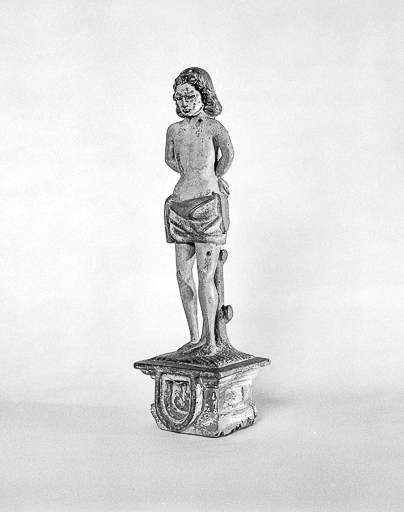 Vue de trois quarts gauche. © Yves Sancey / Région Bourgogne-Franche-Comté, Inventaire du patrimoine - 1975