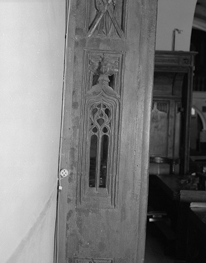 Stalles sud : jouée est des stalles hautes, panneau médian. © Yves Sancey / Région Bourgogne-Franche-Comté, Inventaire du patrimoine - 1975