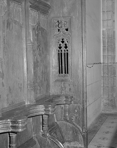 Stalles sud : jouée est des stalles hautes, face interne. © Yves Sancey / Région Bourgogne-Franche-Comté, Inventaire du patrimoine - 1975