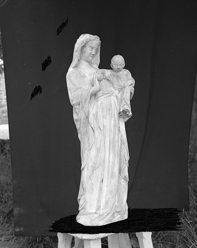 Vue de trois quarts droit. © Yves Sancey / Région Bourgogne-Franche-Comté, Inventaire du patrimoine - 1975