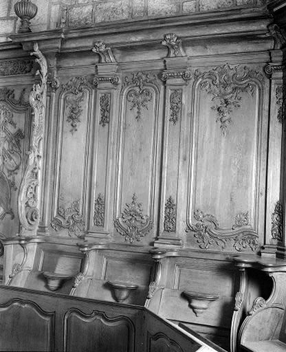 Détail : stalles et dorsaux I, II et III. © Yves Sancey / Région Bourgogne-Franche-Comté, Inventaire du patrimoine - 1976