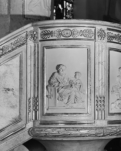 Détail de la cuve : panneau saint Matthieu. © Dominique Humbert / Région Bourgogne-Franche-Comté, Inventaire du patrimoine - 1976