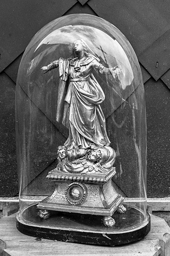 Reliquaire : Vierge de l'Assomption vu avec le verre. © Dominique Humbert / Région Bourgogne-Franche-Comté, Inventaire du patrimoine - 1976
