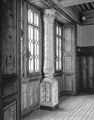 Fenêtre. © Yves Sancey / Région Bourgogne-Franche-Comté, Inventaire du patrimoine - 1976