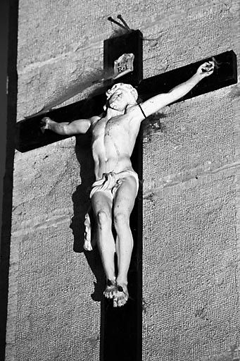 Vue de trois quart droit. © Dominique Humbert / Région Bourgogne-Franche-Comté, Inventaire du patrimoine - 1976