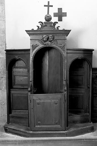 Vue d'ensemble. © Yves Sancey / Région Bourgogne-Franche-Comté, Inventaire du patrimoine - 1976 Vue d'ensemble. © Yves Sancey / Région Bourgogne-Franche-Comté, Inventaire du patrimoine - 1976