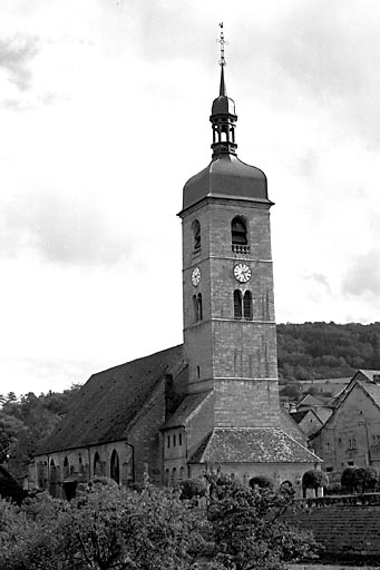 Vue d'ensemble depuis le nord-ouest. © Yves Sancey / Région Bourgogne-Franche-Comté, Inventaire du patrimoine - 1976