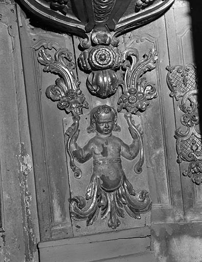 Détail : faune situé sous la niche de la Vierge à l'Enfant. © Yves Sancey / Région Bourgogne-Franche-Comté, Inventaire du patrimoine - 1976