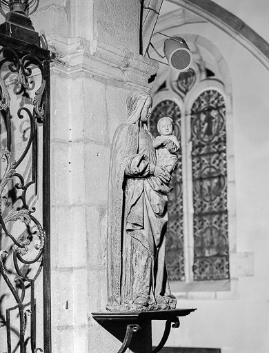 Vue de trois quarts gauche. © Yves Sancey / Région Bourgogne-Franche-Comté, Inventaire du patrimoine - 1976