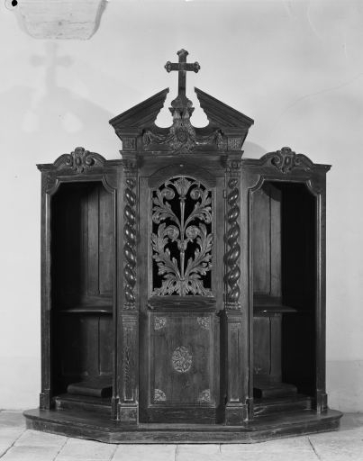 Vue générale d'un confessionnal. © Yves Sancey / Région Bourgogne-Franche-Comté, Inventaire du patrimoine - 1976