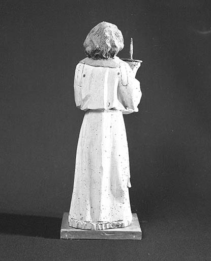 L'ange de droite, revers. © Yves Sancey / Région Bourgogne-Franche-Comté, Inventaire du patrimoine - 1976