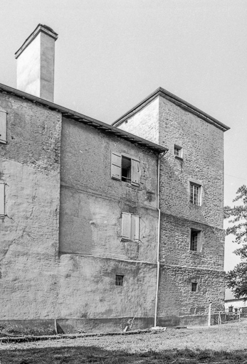 Face nord (la tour). © Bernard Pontefract / Région Bourgogne-Franche-Comté, Inventaire du patrimoine - 1976