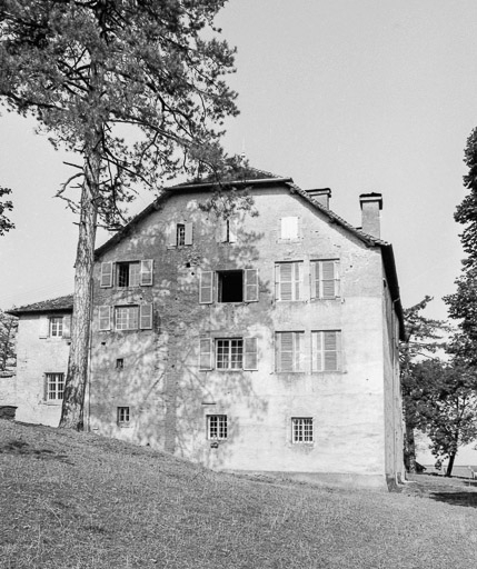 Face est. © Bernard Pontefract / Région Bourgogne-Franche-Comté, Inventaire du patrimoine - 1976