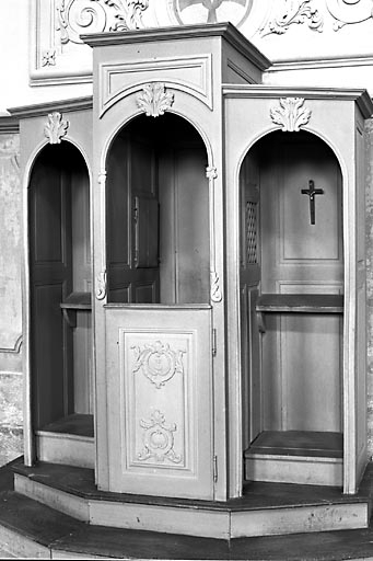 Vue d'un confessionnal. © Yves Sancey / Région Bourgogne-Franche-Comté, Inventaire du patrimoine, 1976 - 1976