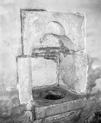 Intérieur : niche. © Yves Sancey / Région Bourgogne-Franche-Comté, Inventaire du patrimoine - 1976