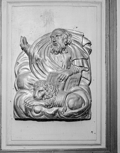 Détail panneau de la cuve : saint Marc. © Bernard Lardière / Région Bourgogne-Franche-Comté, Inventaire du patrimoine - 1976