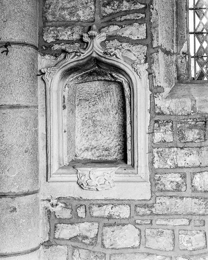 Intérieur : niche © Bernard Lardière / Région Bourgogne-Franche-Comté, Inventaire du patrimoine - 1976