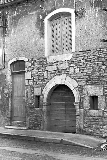 Façade antérieure. © Yves Sancey / Région Bourgogne-Franche-Comté, Inventaire du patrimoine - 1977 Façade antérieure. © Yves Sancey / Région Bourgogne-Franche-Comté, Inventaire du patrimoine - 1977