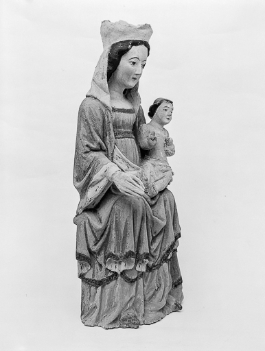 Vue de trois quarts droit. © Yves Sancey / Région Bourgogne-Franche-Comté, Inventaire du patrimoine - 1977