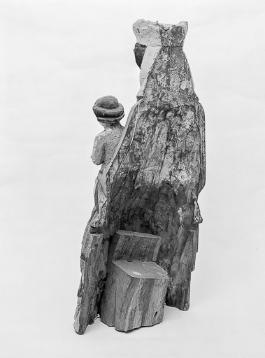 Vue du revers. © Yves Sancey / Région Bourgogne-Franche-Comté, Inventaire du patrimoine - 1977