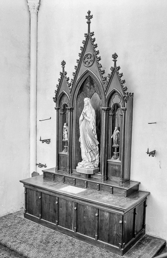 Autel latéral nord. © Yves Sancey / Région Bourgogne-Franche-Comté, Inventaire du patrimoine - 1977