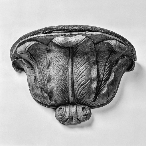 Vue d'une console en bois. © Yves Sancey / Région Bourgogne-Franche-Comté, Inventaire du patrimoine - 1977