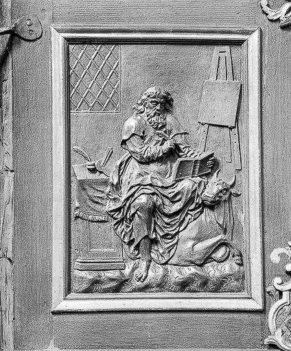 Détail, panneau de la cuve : saint Luc. © Yves Sancey / Région Bourgogne-Franche-Comté, Inventaire du patrimoine - 1977