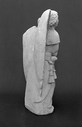 Ange thuriféraire : revers. © Yves Sancey / Région Bourgogne-Franche-Comté, Inventaire du patrimoine - 1977