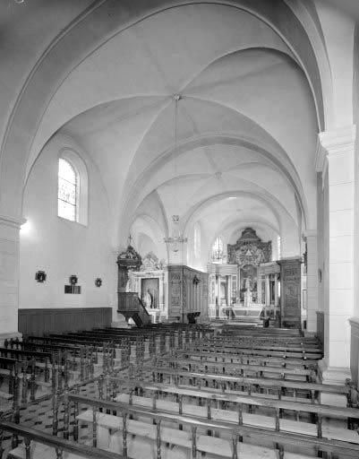 Intérieur: nef et choeur. © Yves Sancey / Région Bourgogne-Franche-Comté, Inventaire du patrimoine - 1978