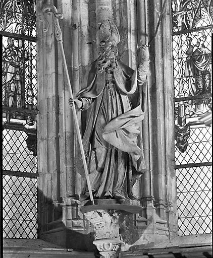 L'évêque vu de face. © Yves Sancey / Région Bourgogne-Franche-Comté, Inventaire du patrimoine - 1978