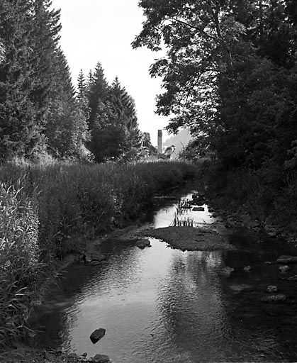 Canal de dérivation. © Yves Sancey / Région Bourgogne-Franche-Comté, Inventaire du patrimoine - 1978