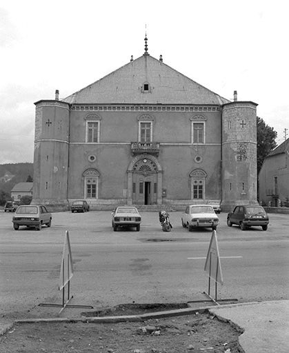 Façade antérieure, vue de face. © Yves Sancey / Région Bourgogne-Franche-Comté, Inventaire du patrimoine - 1978