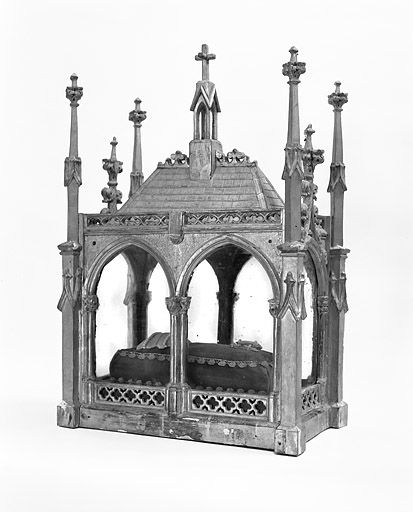 Vue du revers d'une des châsses. © Yves Sancey / Région Bourgogne-Franche-Comté, Inventaire du patrimoine - 1978