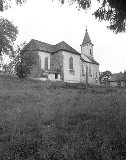 Façade latérale droite. © Yves Sancey / Région Bourgogne-Franche-Comté, Inventaire du patrimoine - 1978