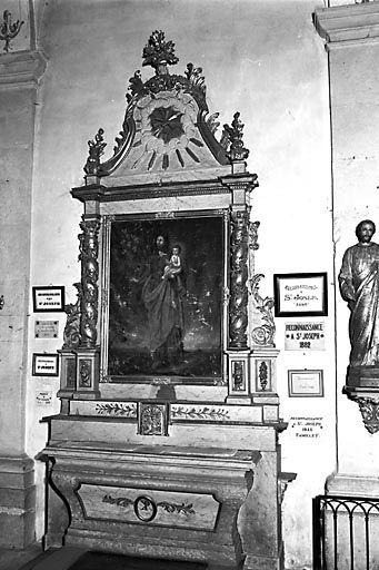 Vue d'ensemble de l'autel secondaire de saint Joseph. © Yves Sancey / Région Bourgogne-Franche-Comté, Inventaire du patrimoine - 1979