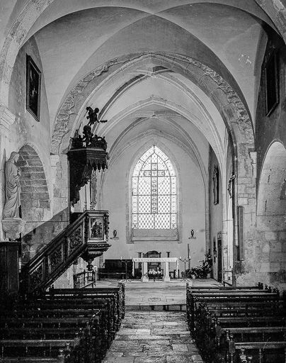 Intérieur : le choeur. © Yves Sancey / Région Bourgogne-Franche-Comté, Inventaire du patrimoine - 1979