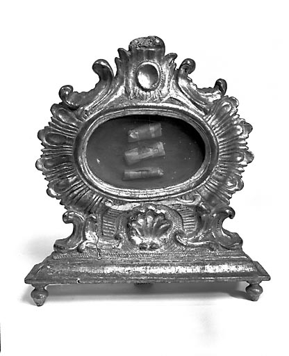 Vue d'ensemble d'un reliquaire. © Yves Sancey / Région Bourgogne-Franche-Comté, Inventaire du patrimoine - 1979