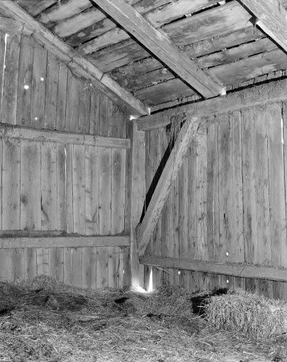 Détail de charpente : angle arrière droit. © Dominique Dominguez / Région Bourgogne-Franche-Comté, Inventaire du patrimoine - 1979