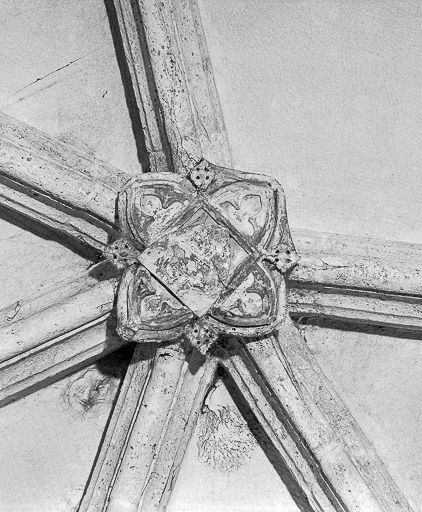 Intérieur : clef de voûte. © Yves Sancey / Région Bourgogne-Franche-Comté, Inventaire du patrimoine - 1979