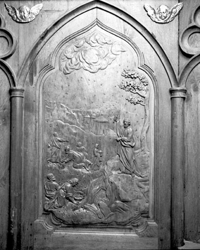 Bas-relief : la Manne. © Yves Sancey / Région Bourgogne-Franche-Comté, Inventaire du patrimoine - 1979