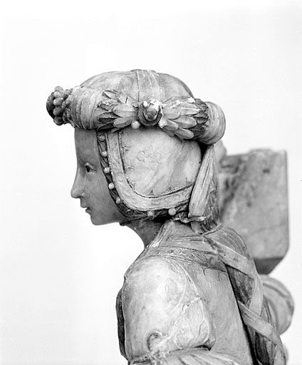 Tête vue de profil gauche. © Yves Sancey / Région Bourgogne-Franche-Comté, Inventaire du patrimoine - 1979