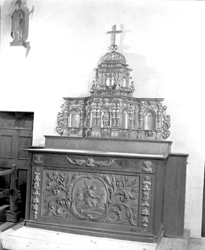 Vue d'ensemble de trois quarts gauche. © Yves Sancey / Région Bourgogne-Franche-Comté, Inventaire du patrimoine - 1979
