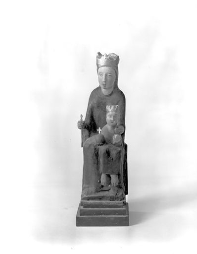 Vue de face sans les vêtements. © Yves Sancey / Région Bourgogne-Franche-Comté, Inventaire du patrimoine - 1979