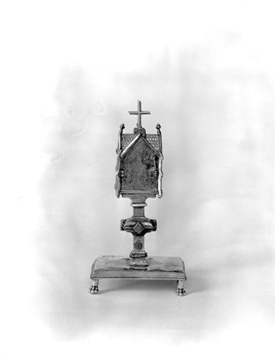 Vue du revers de trois quarts droit. © Yves Sancey / Région Bourgogne-Franche-Comté, Inventaire du patrimoine - 1979