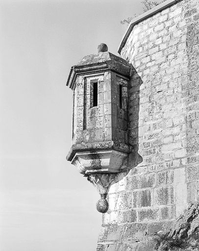 Echauguette, côté droit. © Dominique Dominguez / Région Bourgogne-Franche-Comté, Inventaire du patrimoine - 1979
