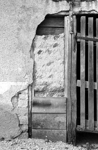 Détail : matériaux de construction. © Bernard Lardière / Région Bourgogne-Franche-Comté, Inventaire du patrimoine - 1979