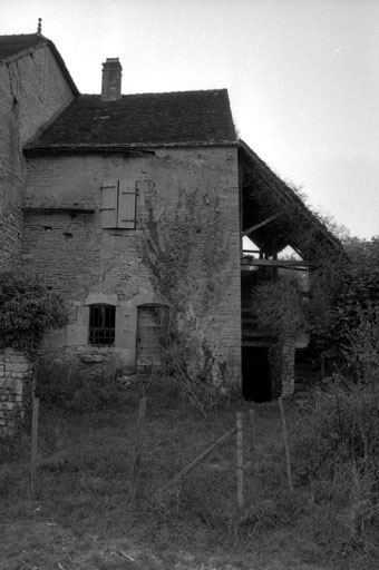 Partie habitation. © Bernard Lardière / Région Bourgogne-Franche-Comté, Inventaire du patrimoine - 1979