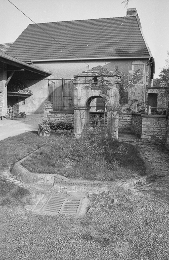 Vue d'ensemble. © Bernard Lardière / Région Bourgogne-Franche-Comté, Inventaire du patrimoine - 1979